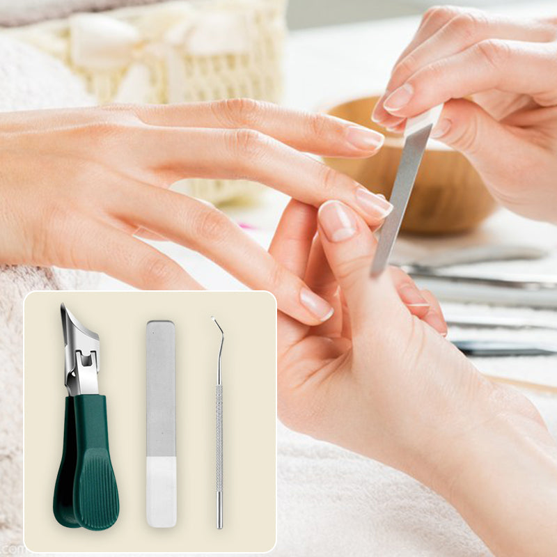 Drei Sets von Nagelknipsern mit Adlerkrallen und abgeschrägten Klingen